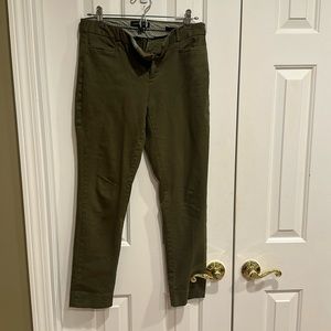 Banana Republic size 2 green Sloan pants